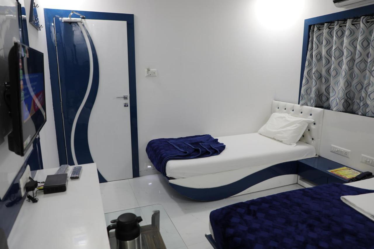 Hotel Pearl Navi Mumbai Eksteriør billede